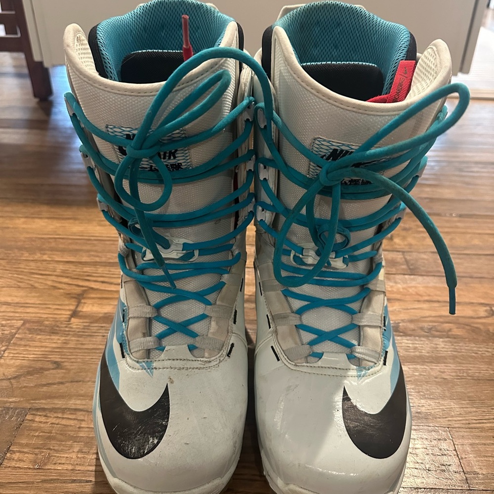 NIKE KAIJU SNOWBOARD BOOTS GIGI QS men’s US13